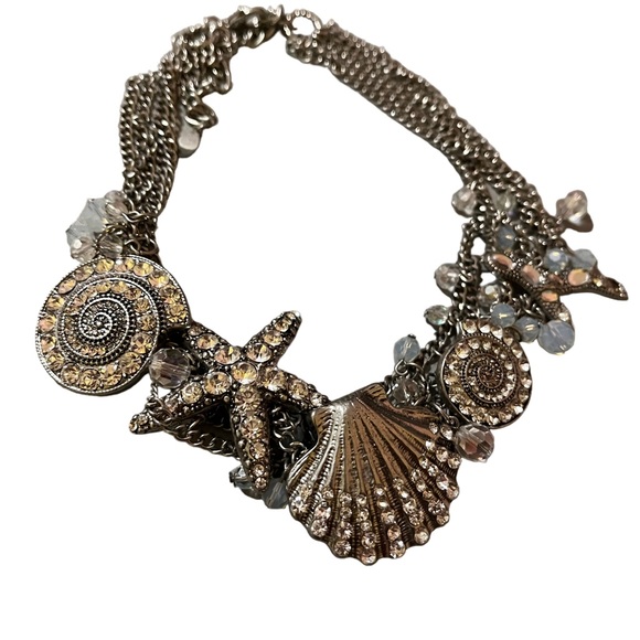 Jewelry - Aldo collar fashion jewelry silver seashell starfish necklace